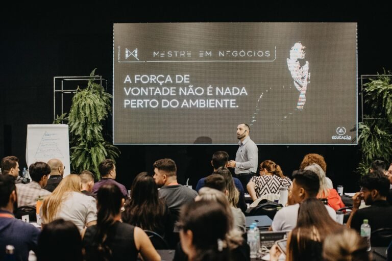Imersão “Mestre em Negócios” começa em Florianópolis e promete transformar gestão de empreendedores em cinco dias de aprendizado intensivo